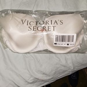 Victoria Secret Bra Body by Victoria Size 38D